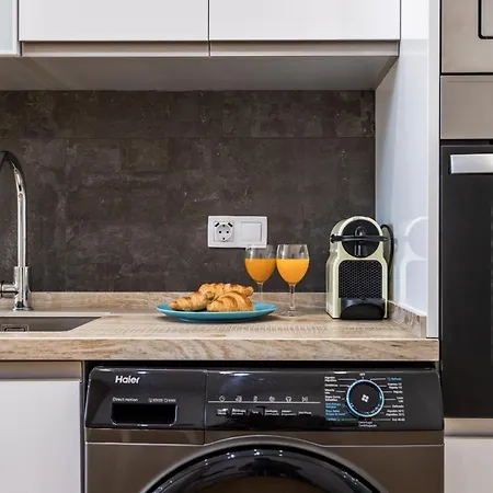 Sur 2 Estudios Industriales Apartment *