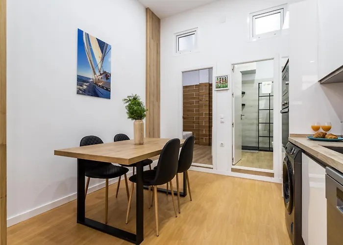 Sur 2 Estudios Industriales * Fuengirola